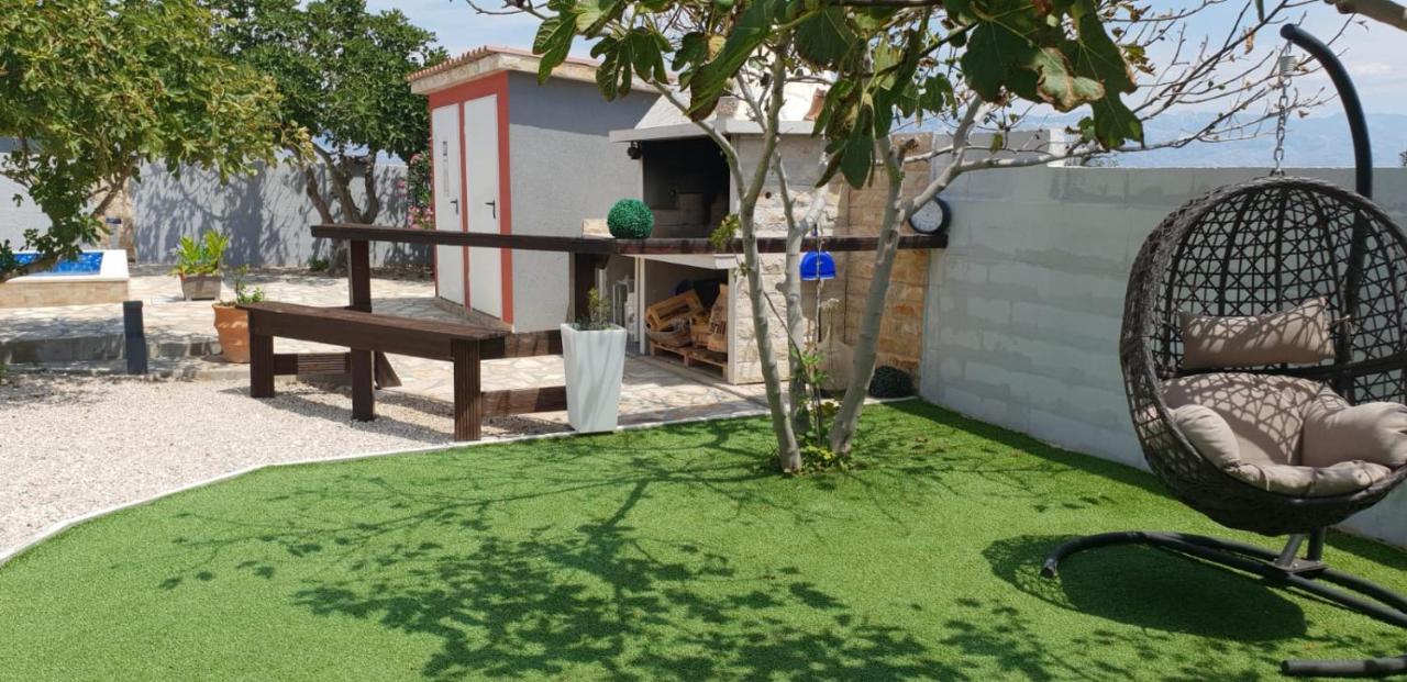 House With Swimming Pool Blue Diamond Apartamento Povljana Exterior foto