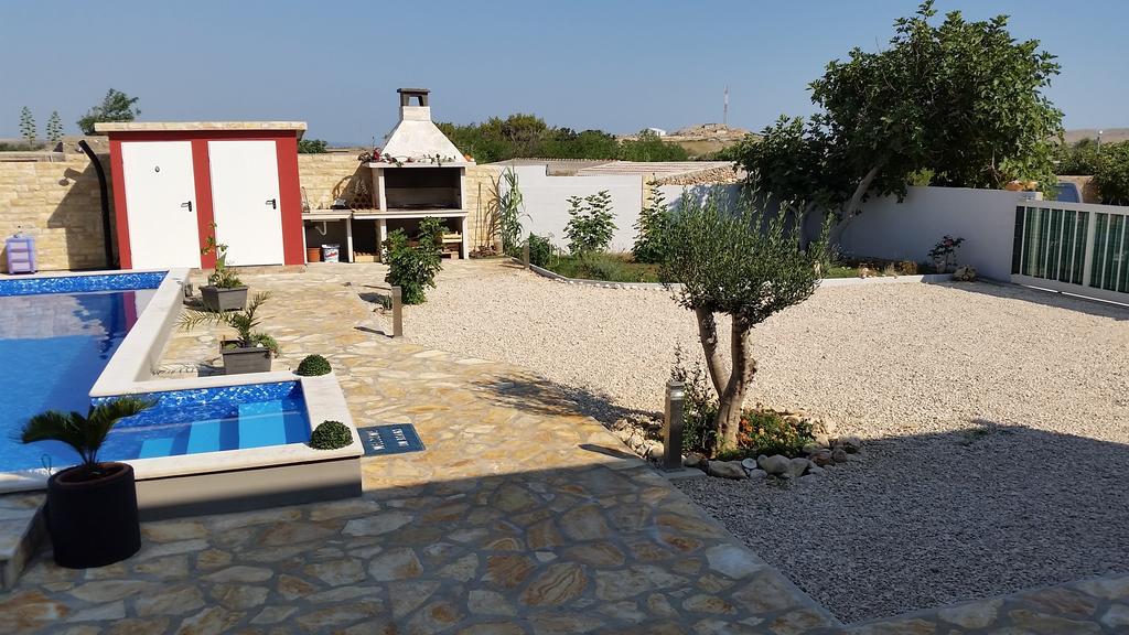 House With Swimming Pool Blue Diamond Apartamento Povljana Quarto foto
