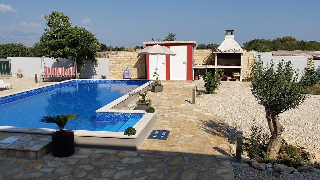 House With Swimming Pool Blue Diamond Apartamento Povljana Quarto foto