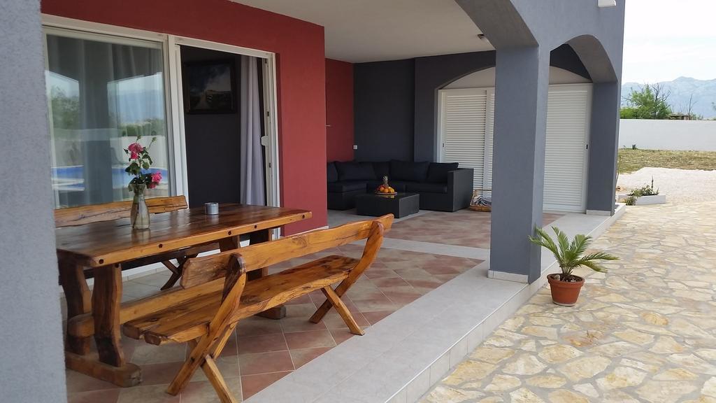 House With Swimming Pool Blue Diamond Apartamento Povljana Quarto foto